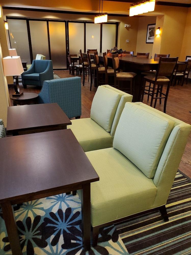 Hampton Inn Stow Exteriér fotografie