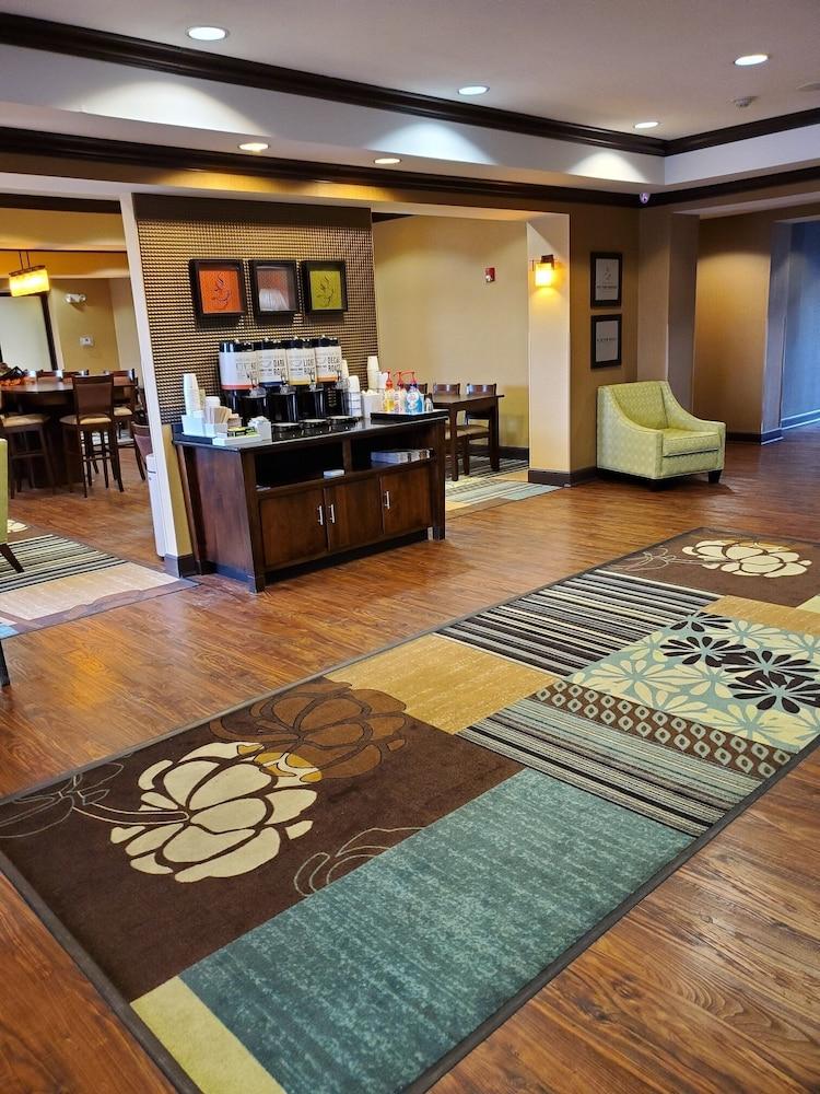 Hampton Inn Stow Exteriér fotografie