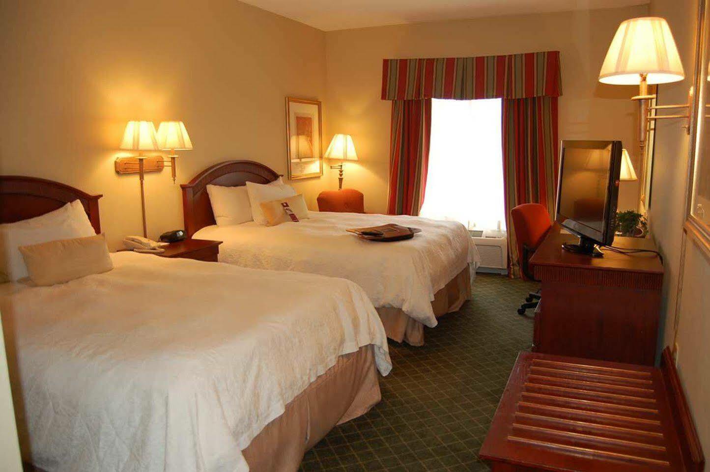 Hampton Inn Stow Exteriér fotografie