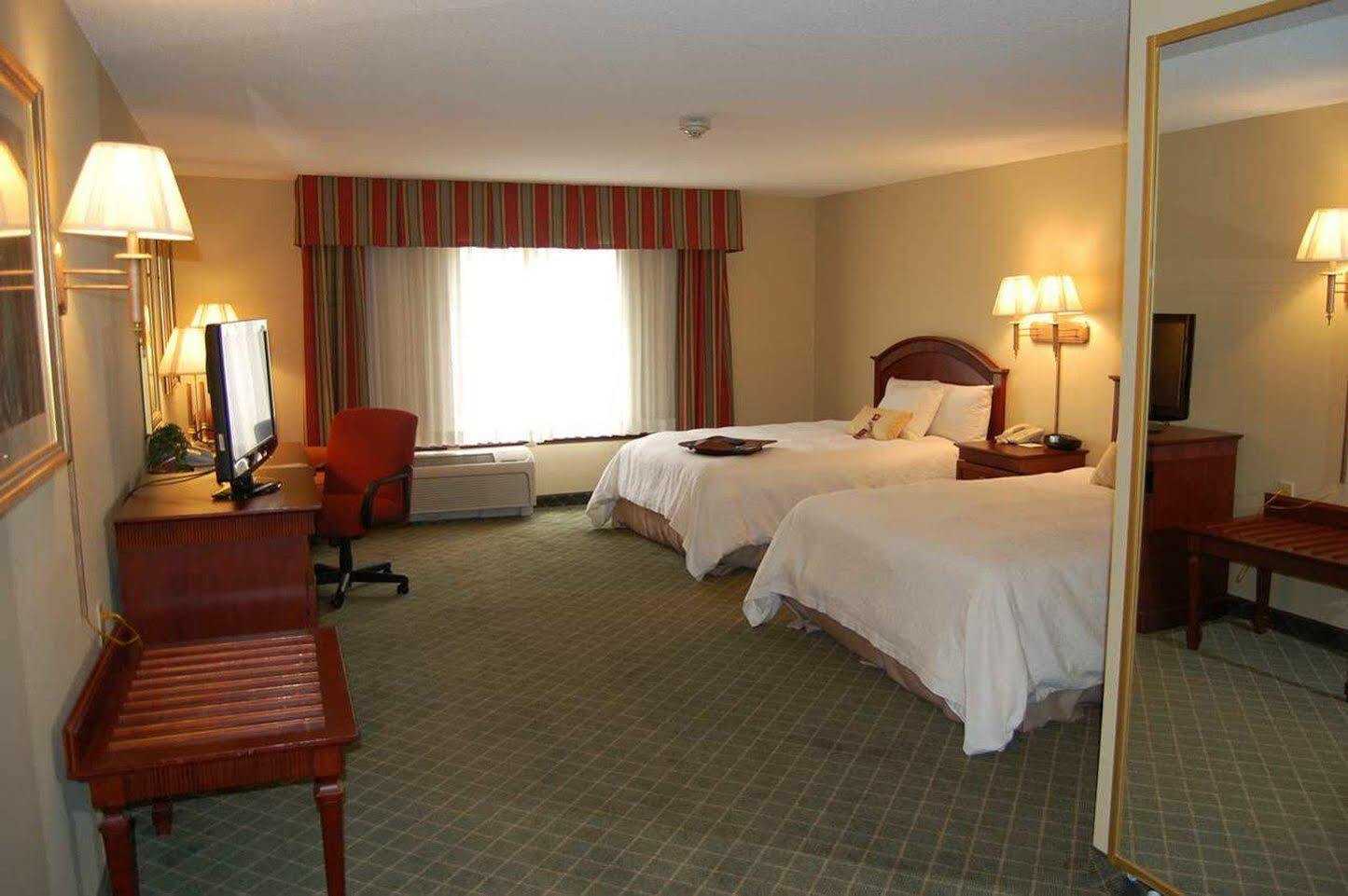 Hampton Inn Stow Exteriér fotografie